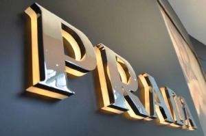 Thiết kế thi công bảng hiệu chữ Inox